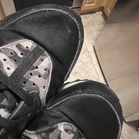 RARE camo Nike Huarache (fits like 6.5W) - Picture 2 of 3